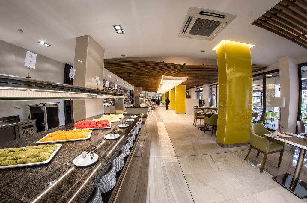 Premier Cuisine - Full Board Complex