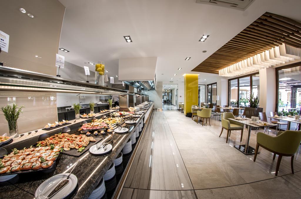 Complex Premier Cuisine - Full Board 4*